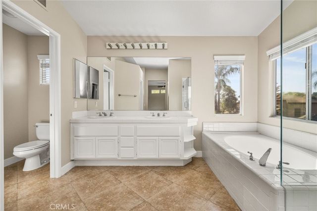 1536 Chestnut, Corona, CA 92881