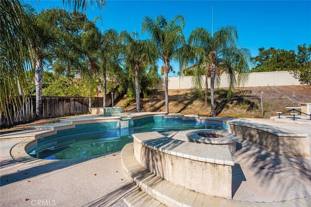 1536 Chestnut, Corona, CA 92881