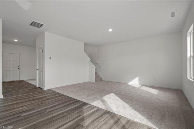 918 Riverbank Drive, Kernersville, NC 27284