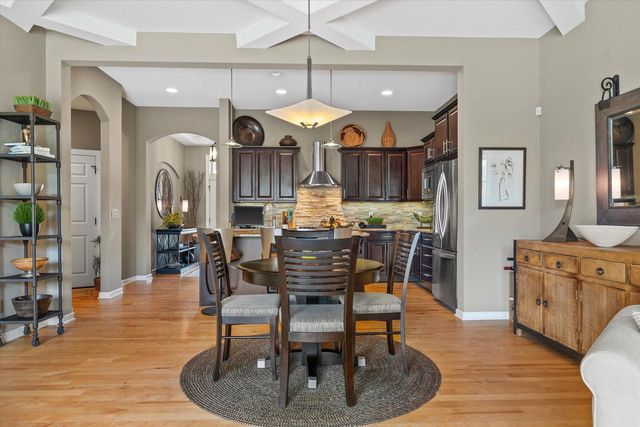 1750 Bess COURT, Oconomowoc, WI 53066