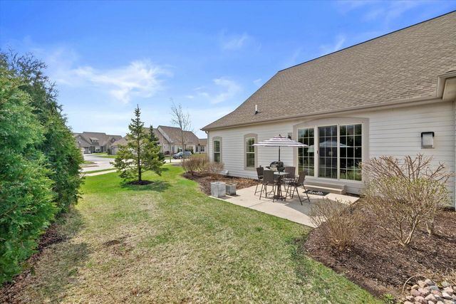 1750 Bess COURT, Oconomowoc, WI 53066