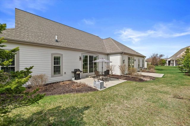 1750 Bess COURT, Oconomowoc, WI 53066