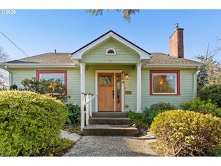 810 E 20TH Ave, Eugene, OR 97405