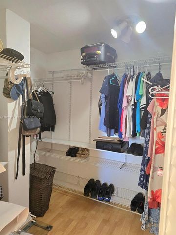 2998 E Sunrise Lakes Dr 111, Sunrise, FL 33322