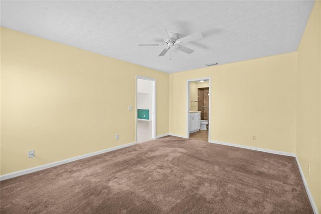 873 Lake Orchid Circle 873, Vero Beach, FL 32962