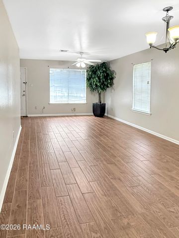 101 Michael Allen Boulevard 3g, Lafayette, LA 70501