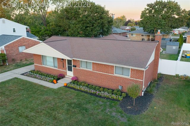 15036 Nola Street, Livonia, MI 48154
