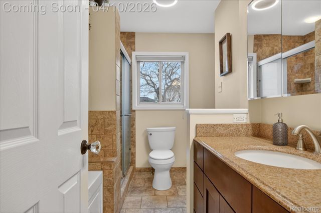 15036 Nola Street, Livonia, MI 48154