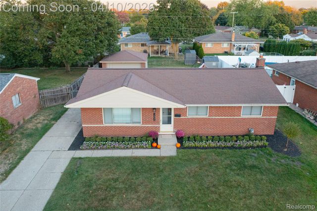 15036 Nola Street, Livonia, MI 48154