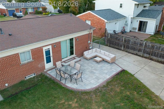 15036 Nola Street, Livonia, MI 48154