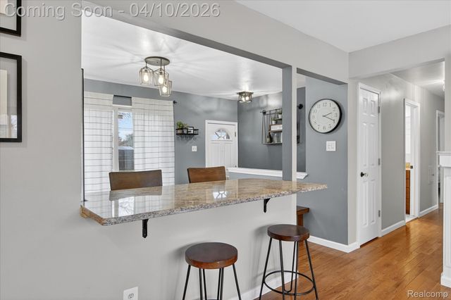 15036 Nola Street, Livonia, MI 48154