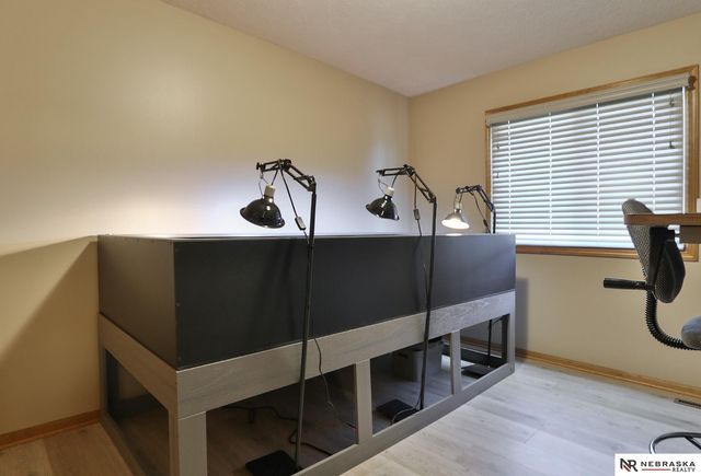 13581 W Circle, Omaha, NE 68137