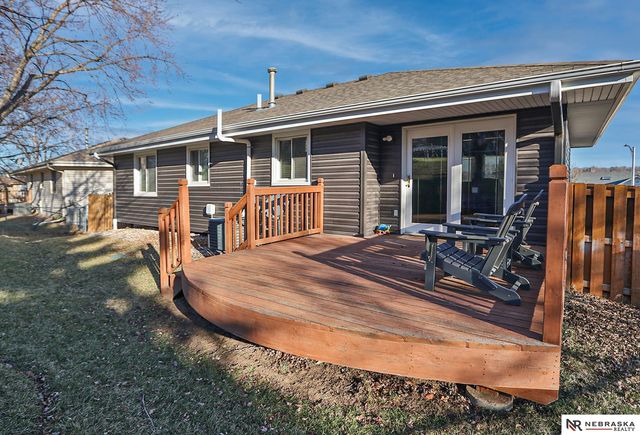 13581 W Circle, Omaha, NE 68137