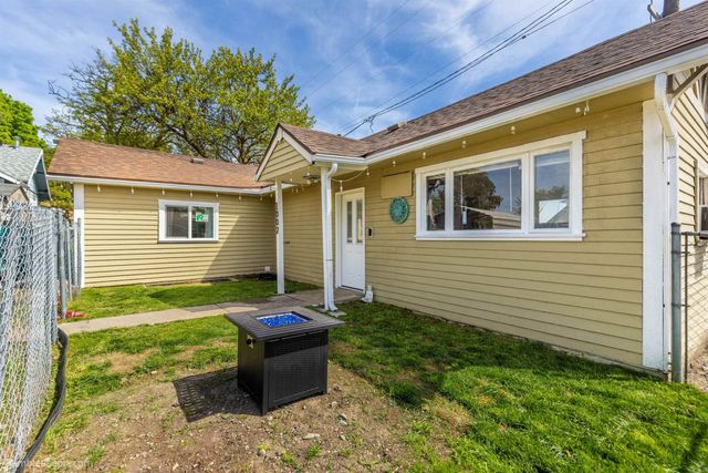 1002 E Dalton Ave, Spokane, WA 99207