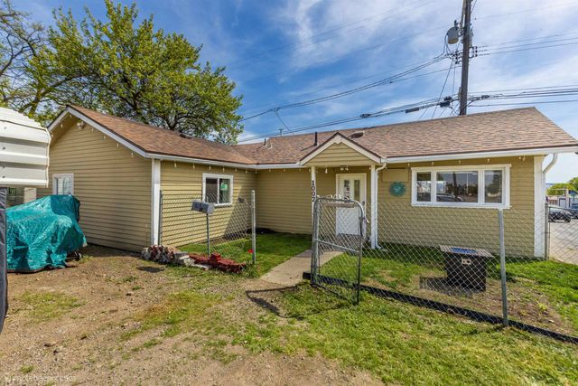 1002 E Dalton Ave, Spokane, WA 99207