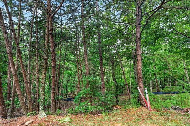 16 Ridgewater Drive SE, Cartersville, GA 30121