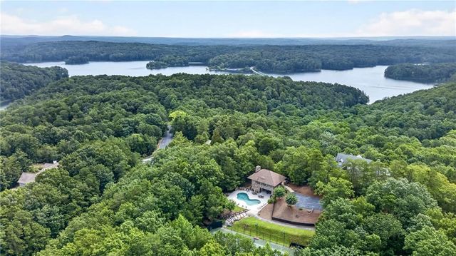 16 Ridgewater Drive SE, Cartersville, GA 30121