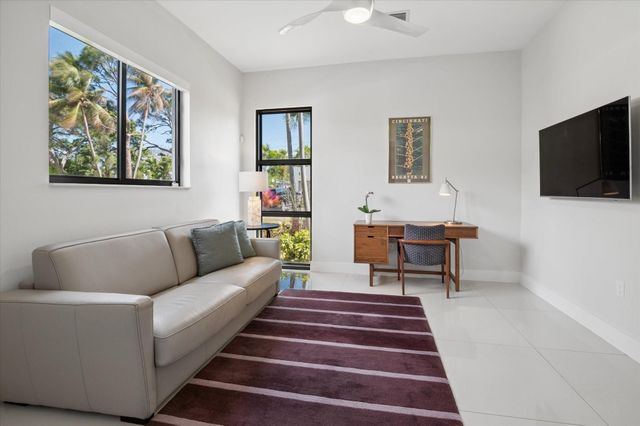 1113 NE 11th Avenue, Fort Lauderdale, FL 33304