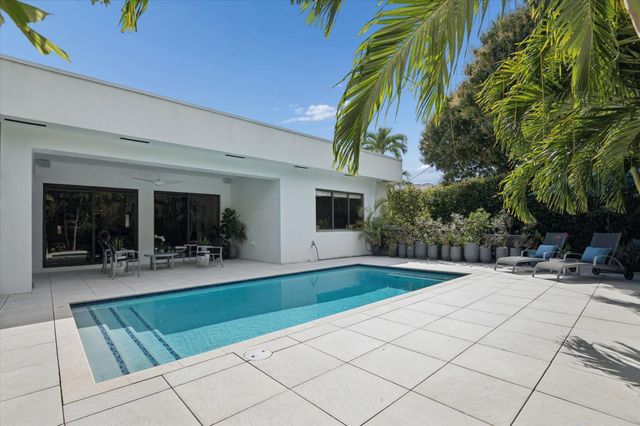 1113 NE 11th Avenue, Fort Lauderdale, FL 33304