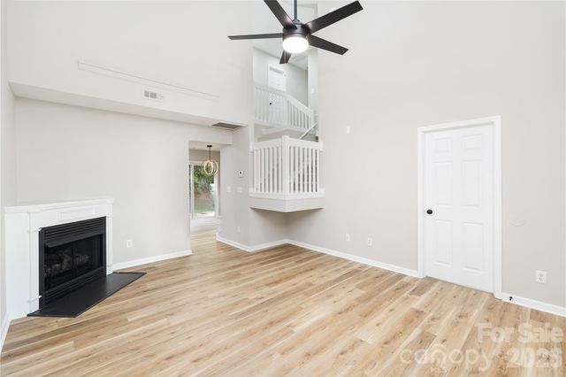 136 Mangum Circle, Mooresville, NC 28117