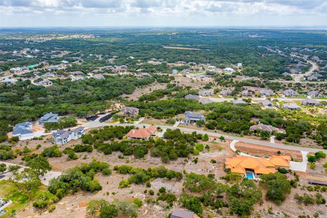 328 Valley LDG, New Braunfels, TX 78132