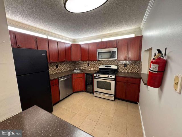 34 FEILER, Lawrence Township, NJ 08648