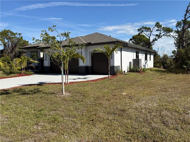 47 Brig CIR E, Placida, FL 33946