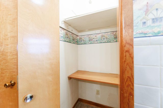 1228 S Ralls Highway, Floydada, TX 79235