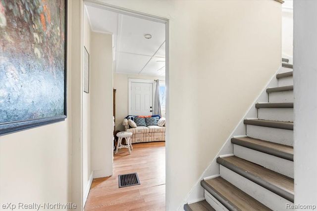 1355 5 Mile Road, Whitmore Lake, MI 48189