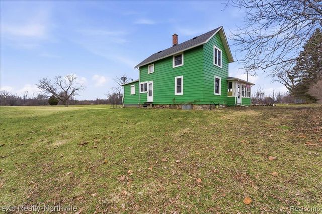 1355 5 Mile Road, Whitmore Lake, MI 48189