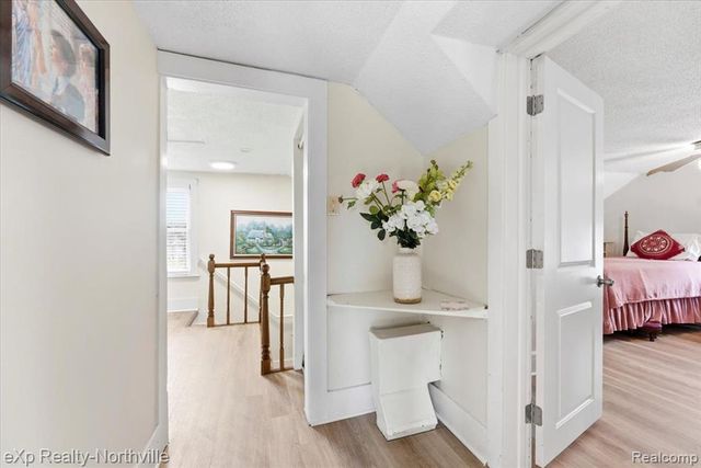 1355 5 Mile Road, Whitmore Lake, MI 48189