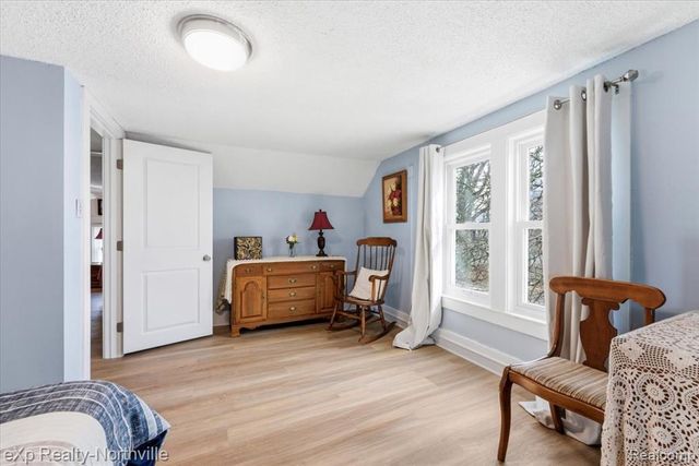 1355 5 Mile Road, Whitmore Lake, MI 48189