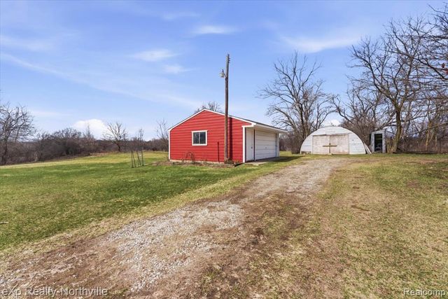 1355 5 Mile Road, Whitmore Lake, MI 48189