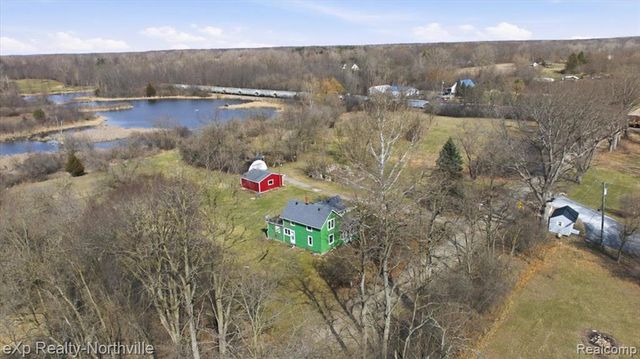 1355 5 Mile Road, Whitmore Lake, MI 48189