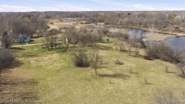 1355 5 Mile Road, Whitmore Lake, MI 48189