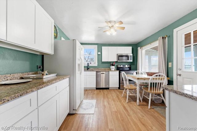 1355 5 Mile Road, Whitmore Lake, MI 48189