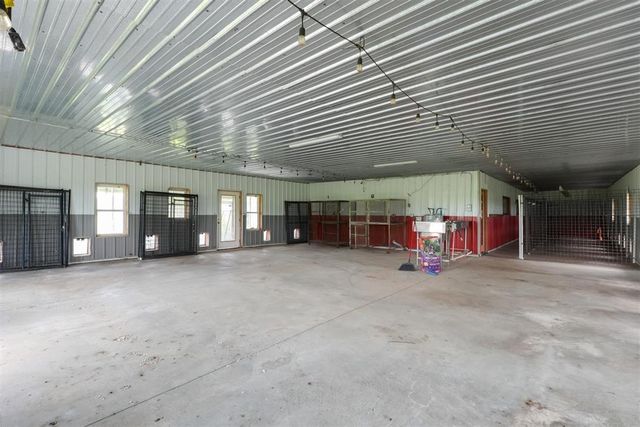 15606 Econtuchka Road, Earlsboro, OK 74840