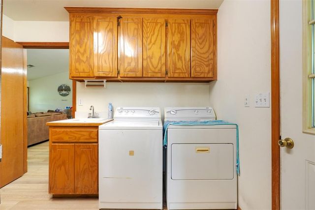 15606 Econtuchka Road, Earlsboro, OK 74840