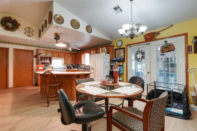 15606 Econtuchka Road, Earlsboro, OK 74840