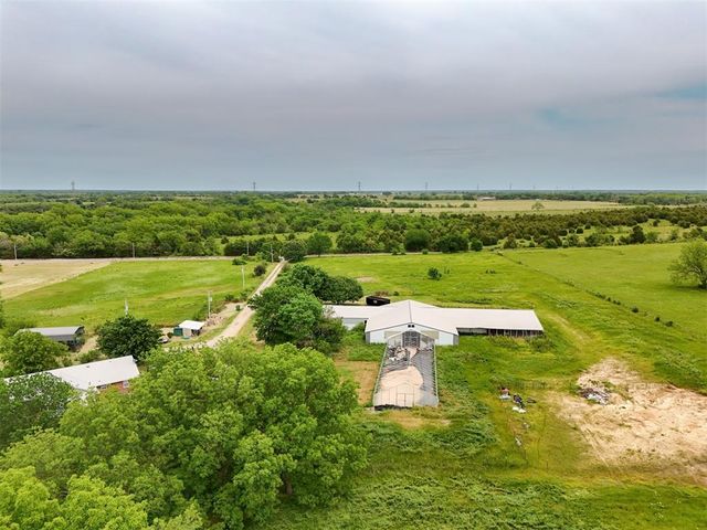 15606 Econtuchka Road, Earlsboro, OK 74840