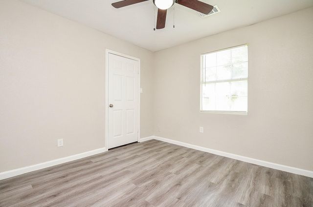 2110 Pickerton Drive, Pasadena, TX 77536