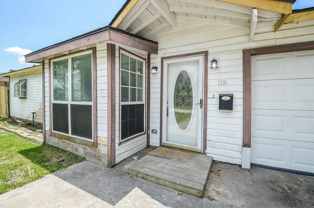 2110 Pickerton Drive, Pasadena, TX 77536