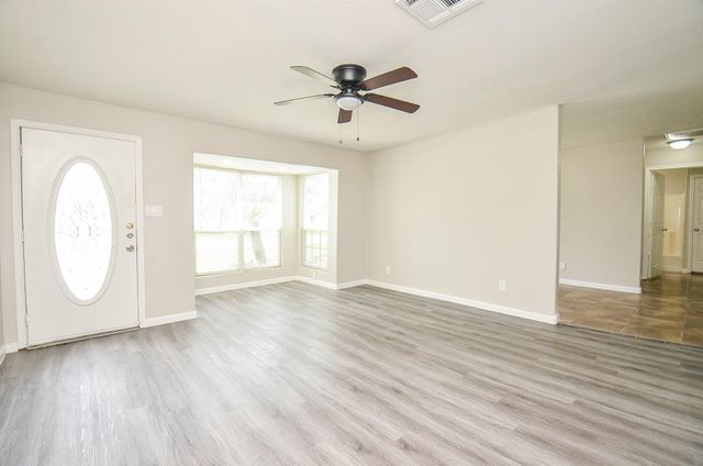 2110 Pickerton Drive, Pasadena, TX 77536