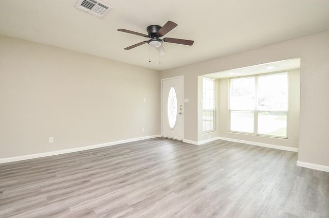2110 Pickerton Drive, Pasadena, TX 77536
