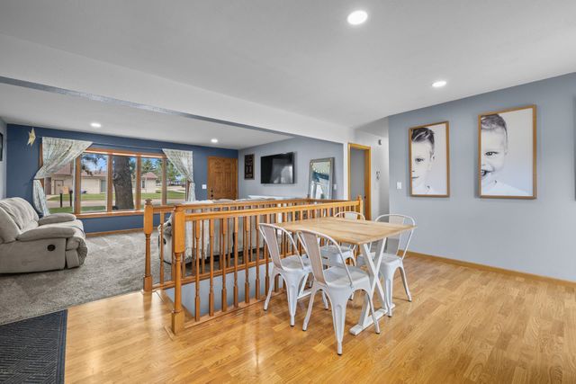 2324 8TH ST NW, Minot, ND 58703