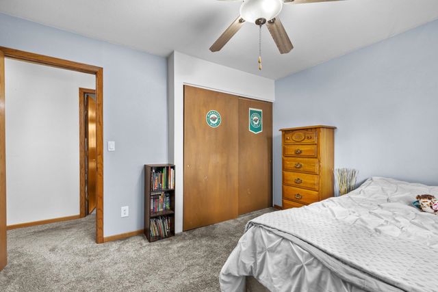 2324 8TH ST NW, Minot, ND 58703