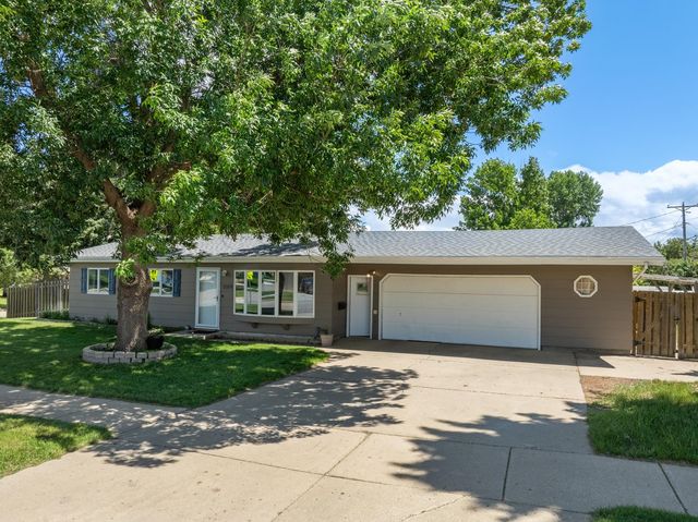 2324 8TH ST NW, Minot, ND 58703