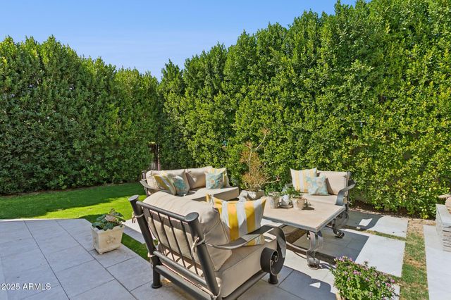 216 W Winged Foot Road, Phoenix, AZ 85023