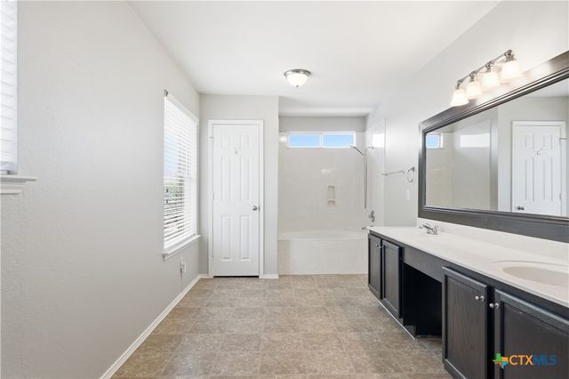 122 Mossy Rock Cove, Hutto, TX 78634