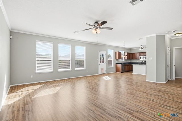 122 Mossy Rock Cove, Hutto, TX 78634